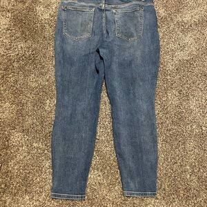 Classic Judy Blue Women's Jeans. Slim Fit. Item #11145